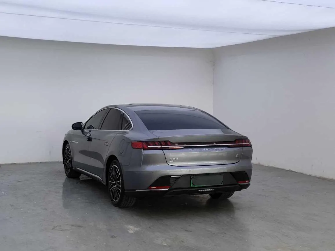 BYD 2020 Han four-wheel drive high-performance flagship automatic gear 7