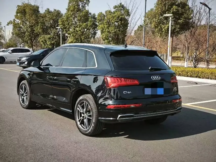 Audi 2020 Q5L 2.0TFSI 40TFSI Rongxiang Fashion Automatic 5