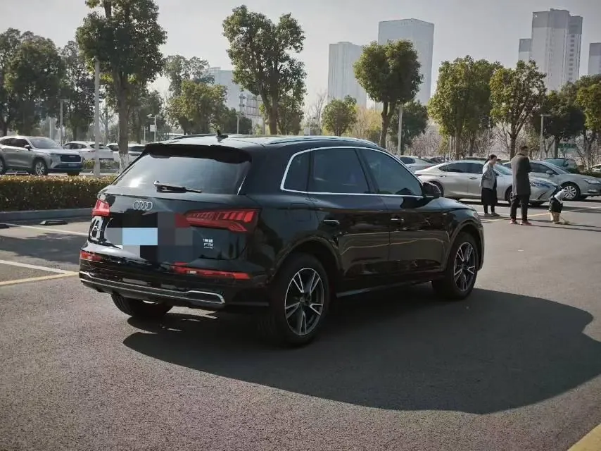 Audi 2020 Q5L 2.0TFSI 40TFSI Rongxiang Fashion Automatic 6