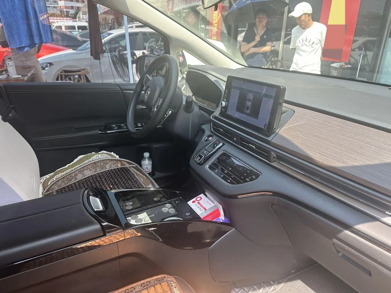 Honda 2024 Odyssey Hybrid 2.0 Stepless Sharp and Pleasant Edition Automatic Gear 3
