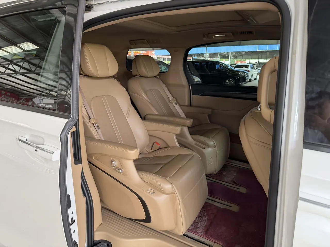 Buick 2020 GL8 ES Lu Zun 2.0T 653T Luxury Automatic Gear 7