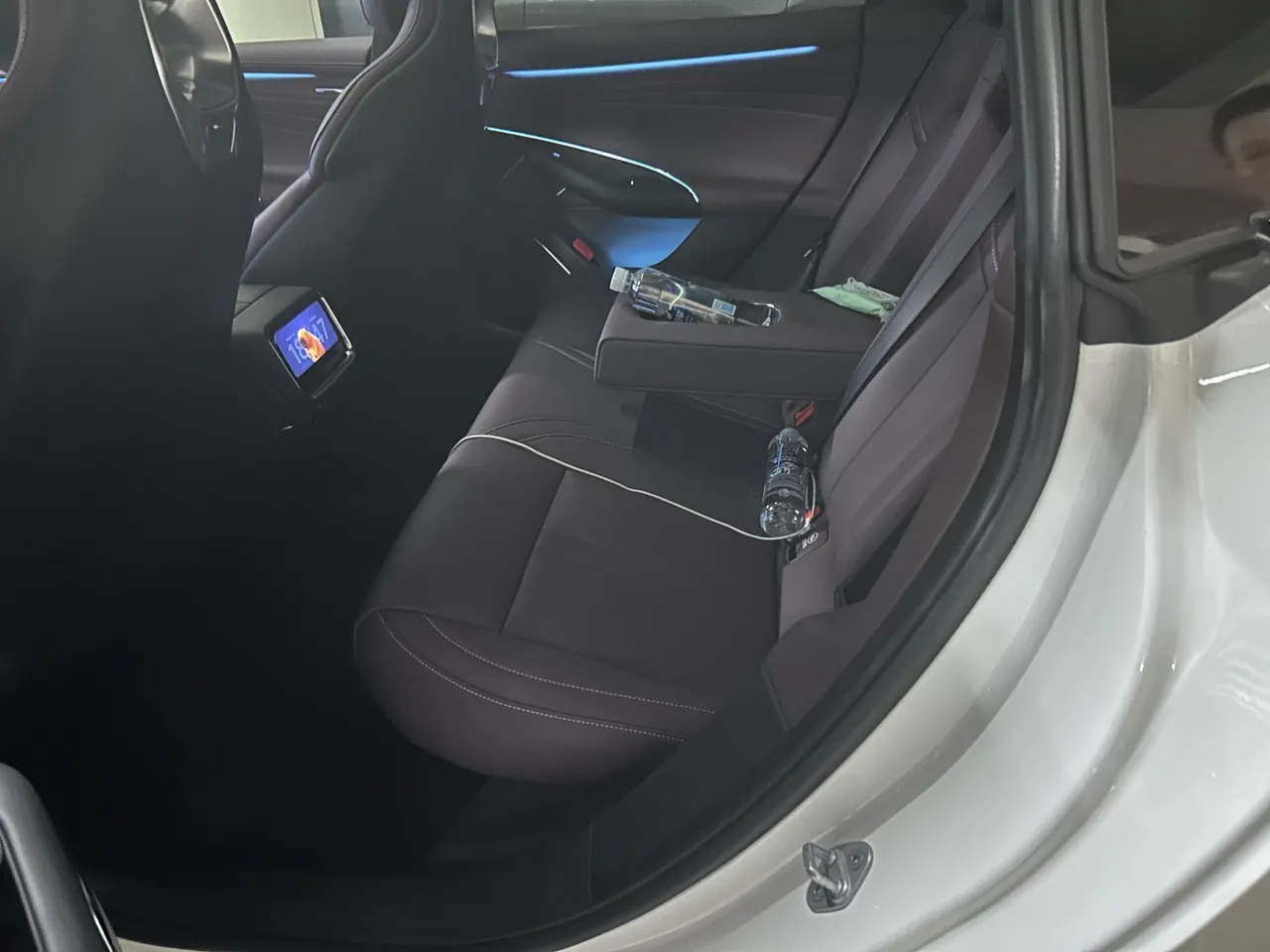MI 2026 SU7 Standard Edition Automatic Gear 5