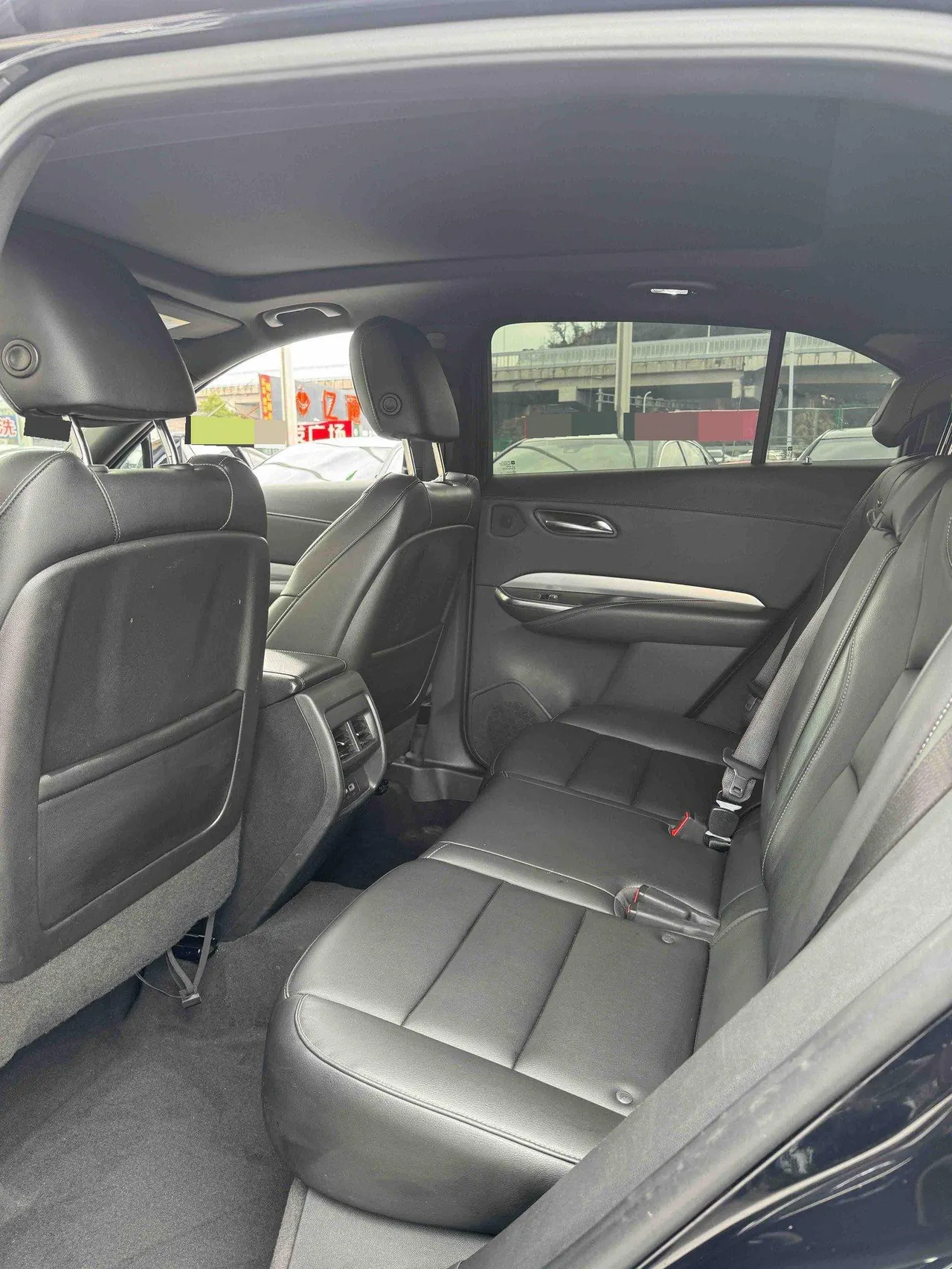 Cadillac 2020 XT4 2.0T 28T Two-Drive Leading Automatic Gear 6