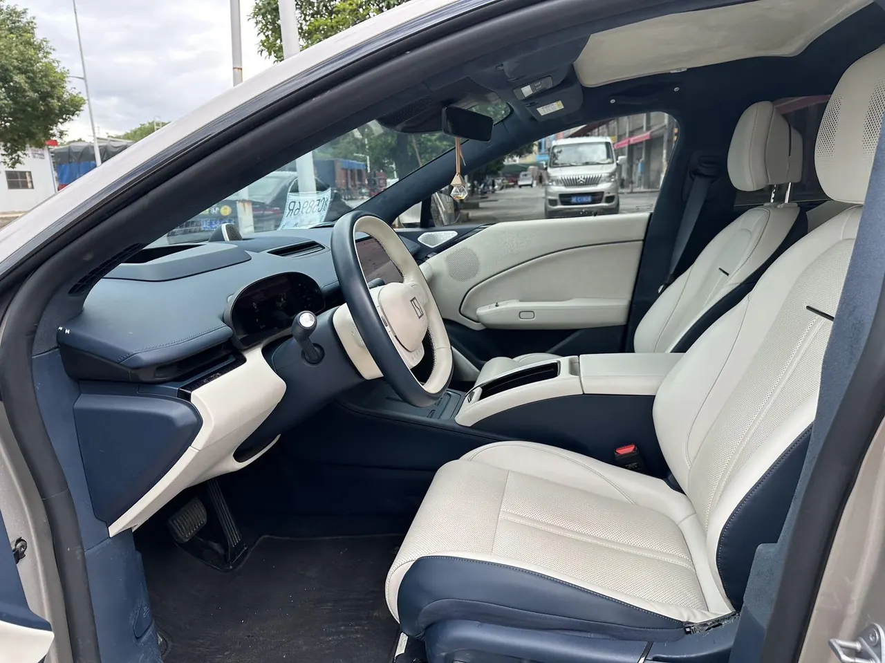 Zeekr 2024 Zeekr 007 4WD 75kWh automatic gear 7