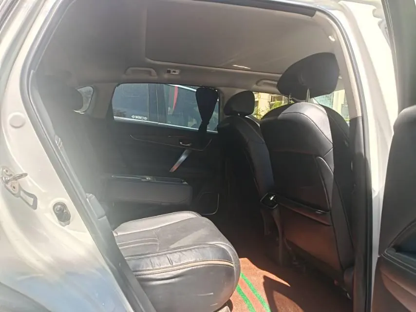 Honda 2020 Crown Road 2.0T 370TURBO Two-Drive Deluxe Automatic Gear 2