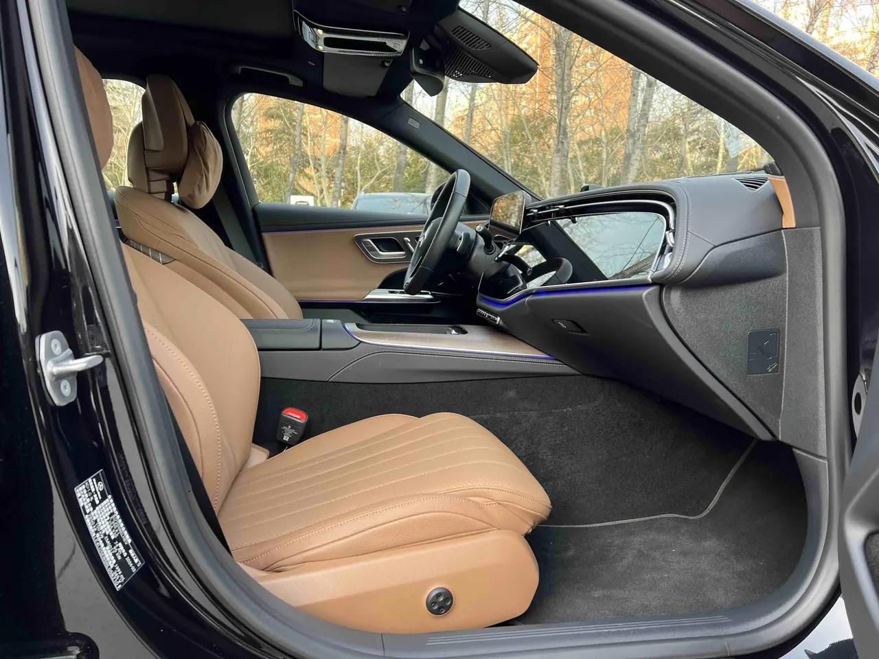 Mercedes Benz Class E New Energy 2024 E 350 e L 2.0T Automatic Gear 3