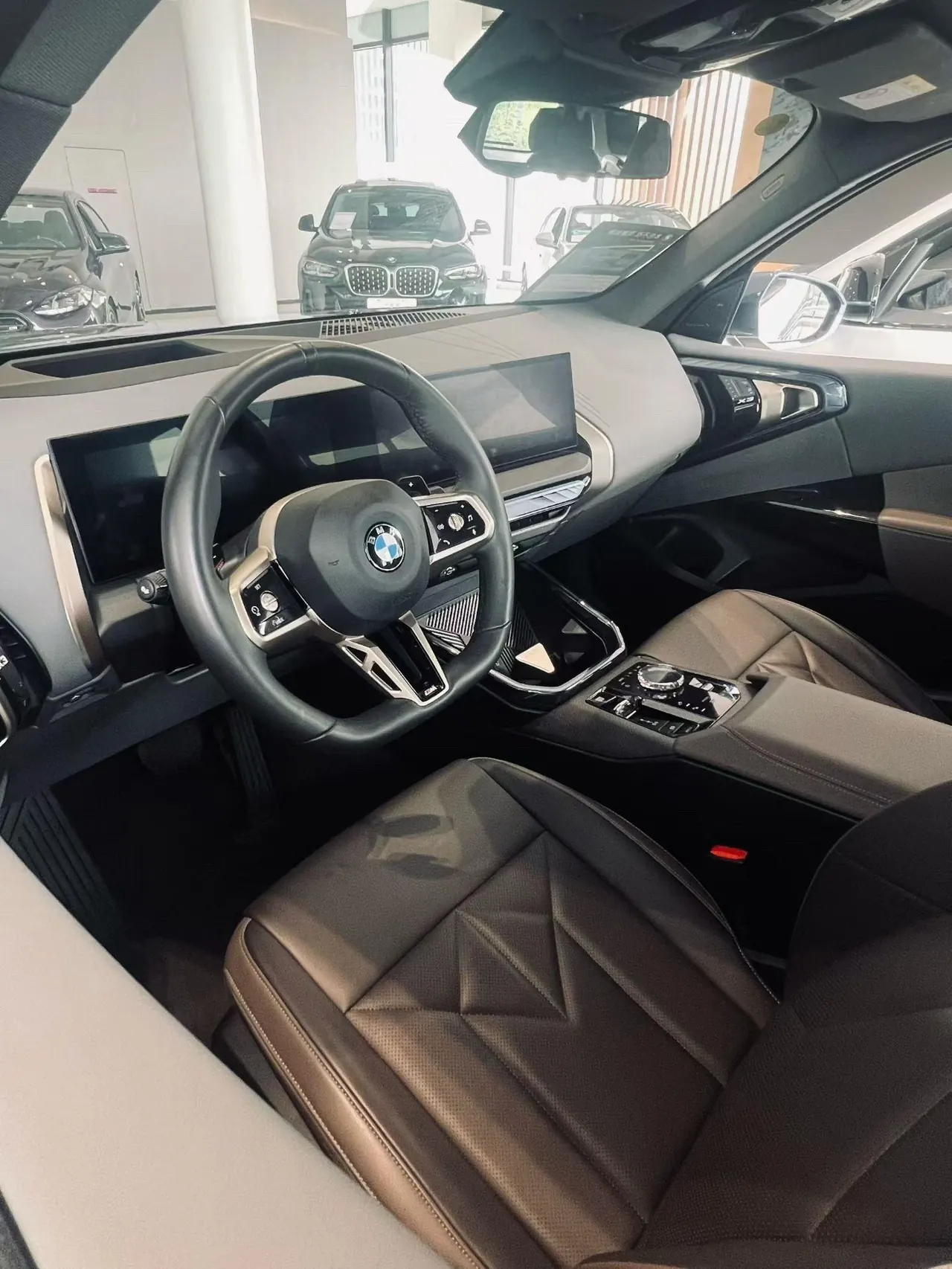 BMW 2025 X3 xDrive30L 2.0T exclusive m sports obsidian night suit automatic gear 3