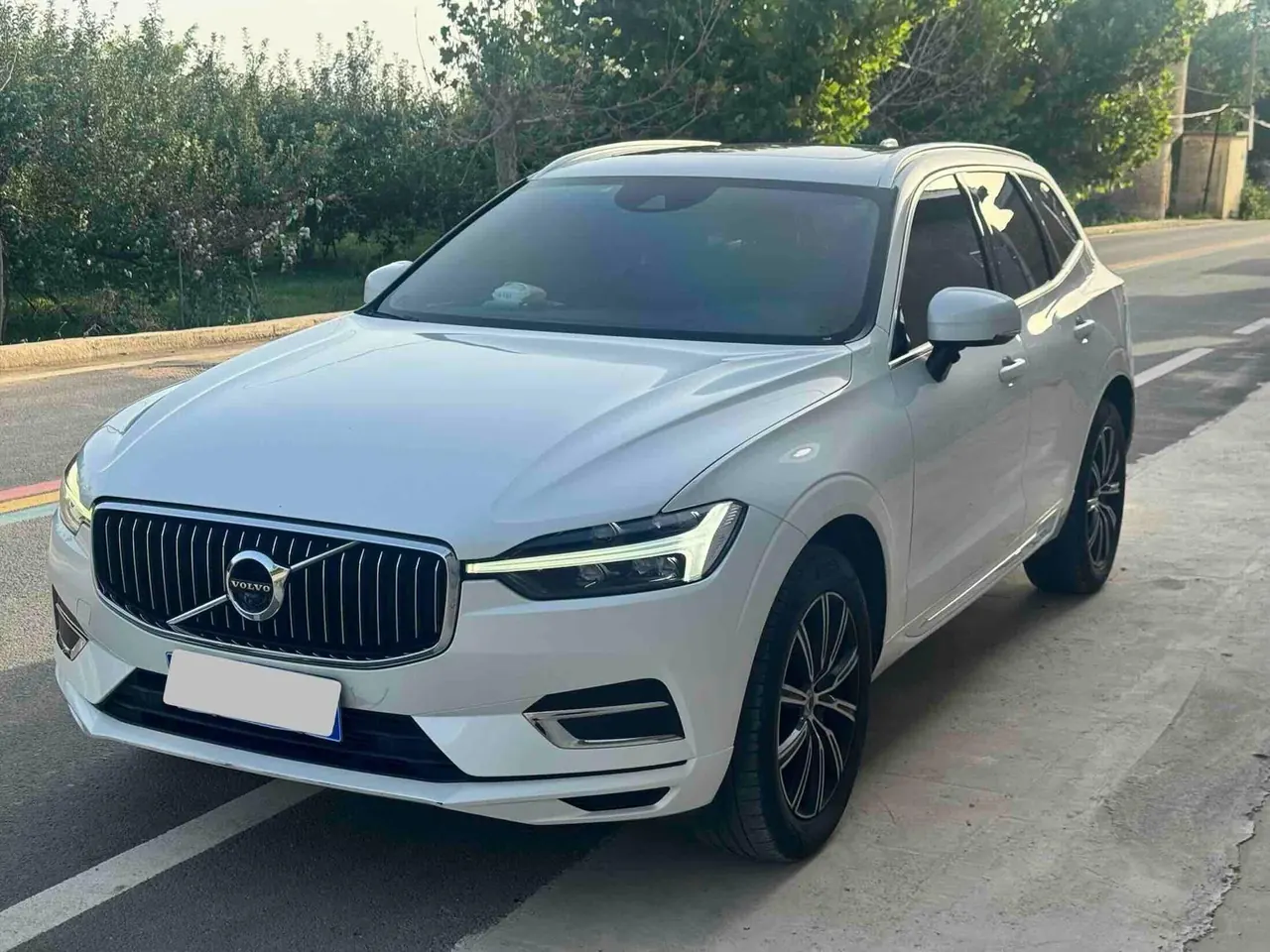 Открыть галерею: Volvo 2021 XC60 2.0T T5 4-wheel drive Zhiyuan Deluxe Edition Automatic Gear