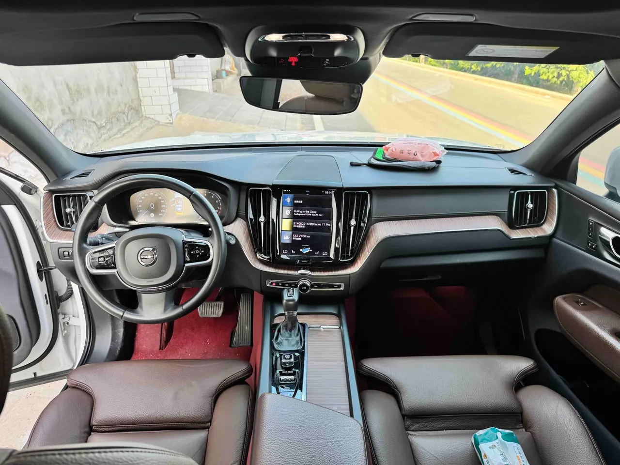 Volvo 2021 XC60 2.0T T5 4-wheel drive Zhiyuan Deluxe Edition Automatic Gear 9