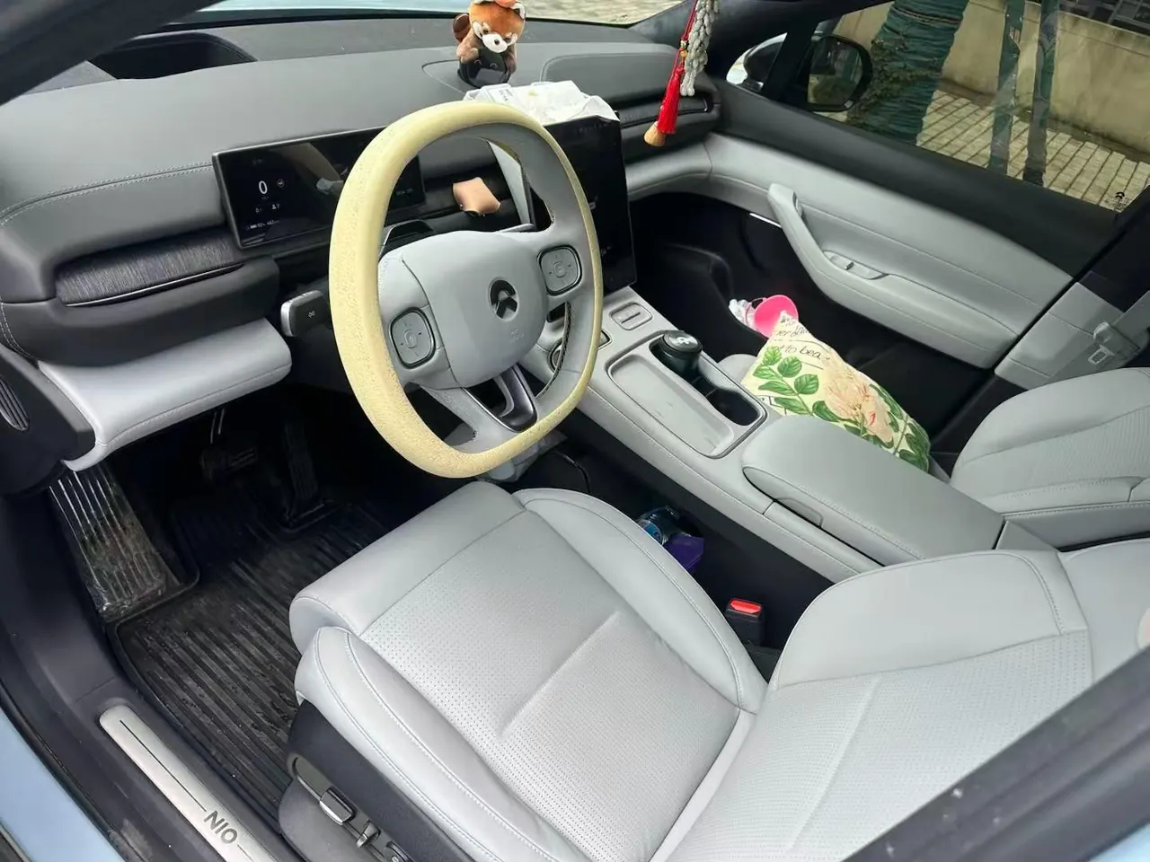 NIO 2023 ES6 75kWh automatic gear 3