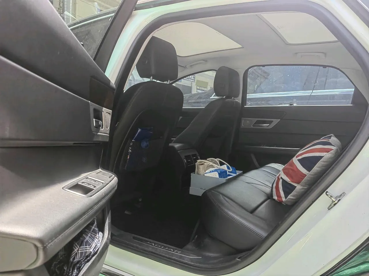Jaguar 2020 XFL 2.0T P 10000.00g Drive Elite Automatic Gear 4