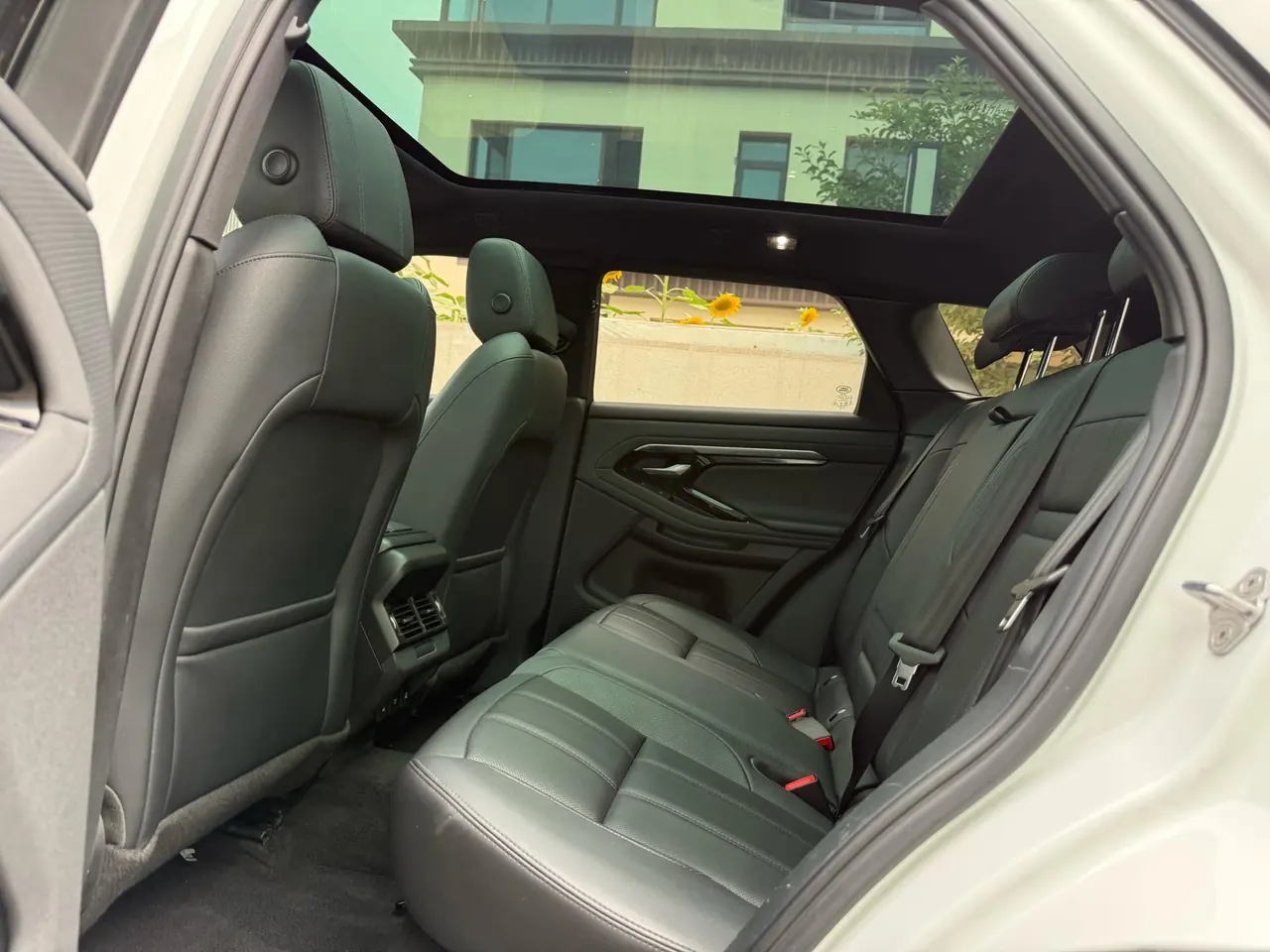 Land Rover 2020 Range Rover Evoque 48V 2.0T 249PS R-DYNAMIC S Sports Edition Automatic Gear 9