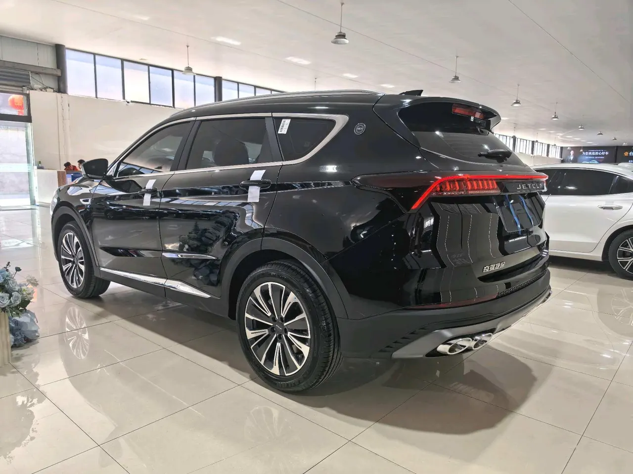 Jetour 2025 X70 PLUS 1.5T Stepless Enjoyment Edition 7-seat Automatic Gear 7