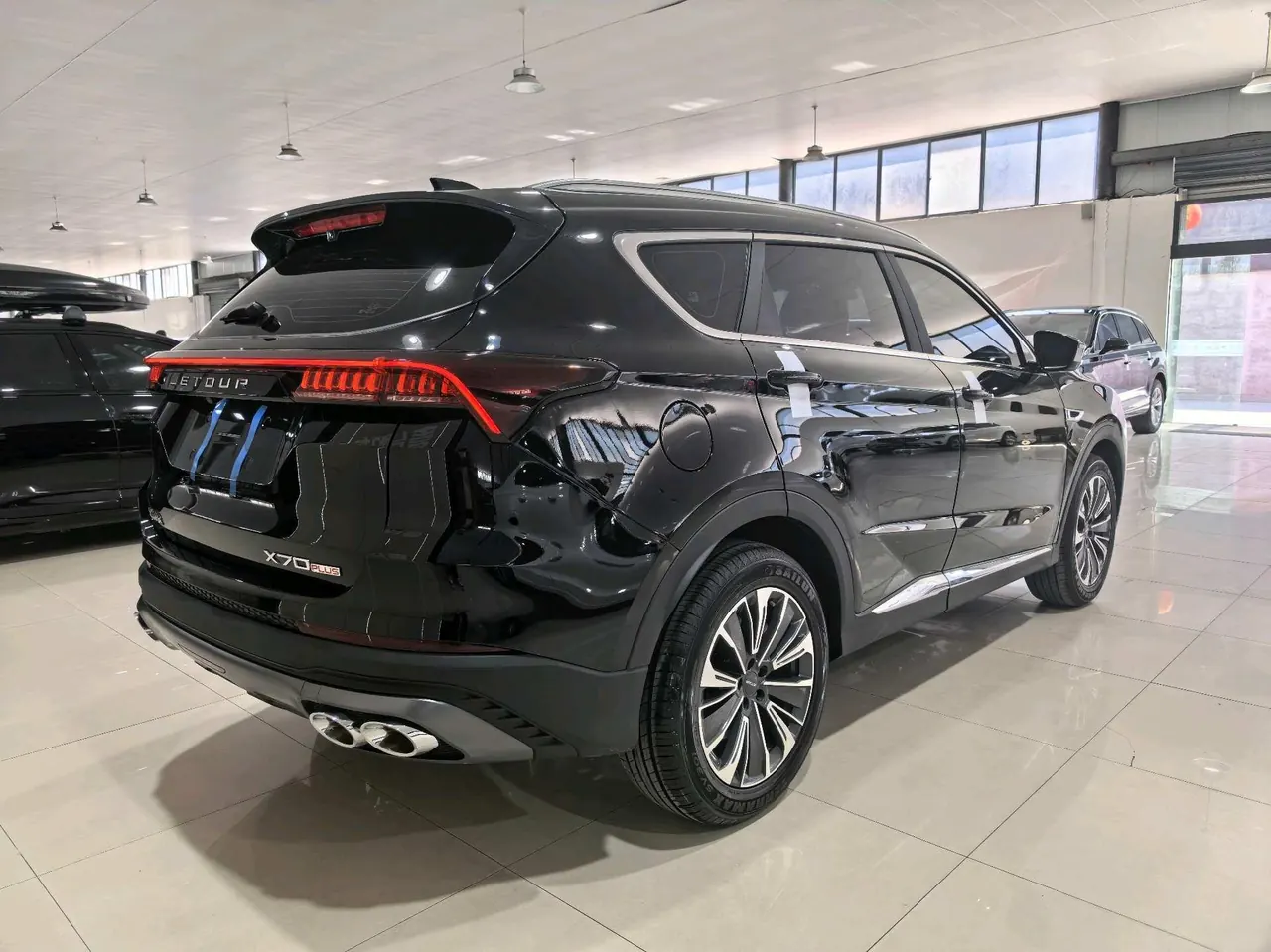 Jetour 2025 X70 PLUS 1.5T Stepless Enjoyment Edition 7-seat Automatic Gear 9