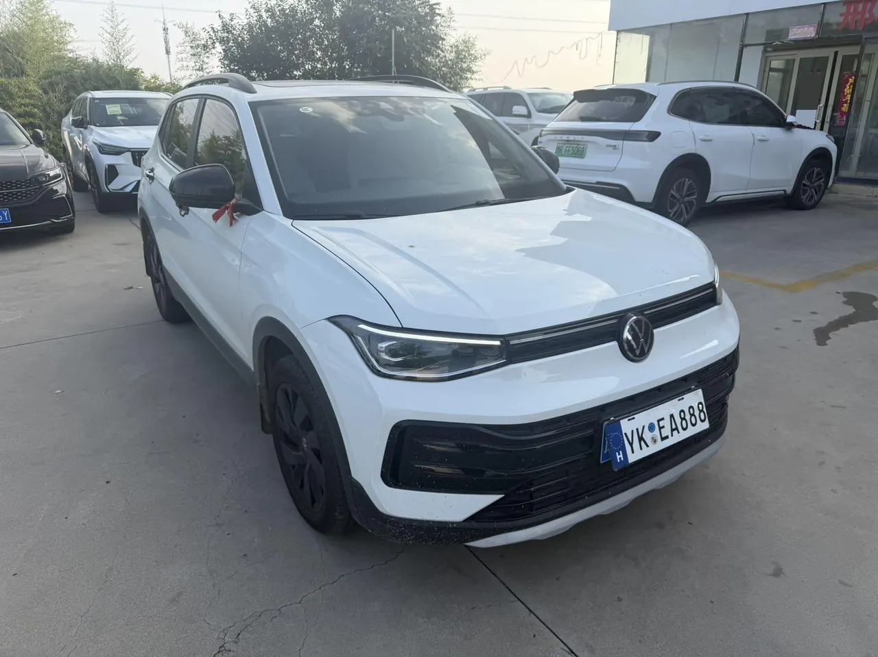 Volkswagen 2026 Tuyue Xinrui 1.5TSI 300TSI Sharp Edition Automatic Gear 3
