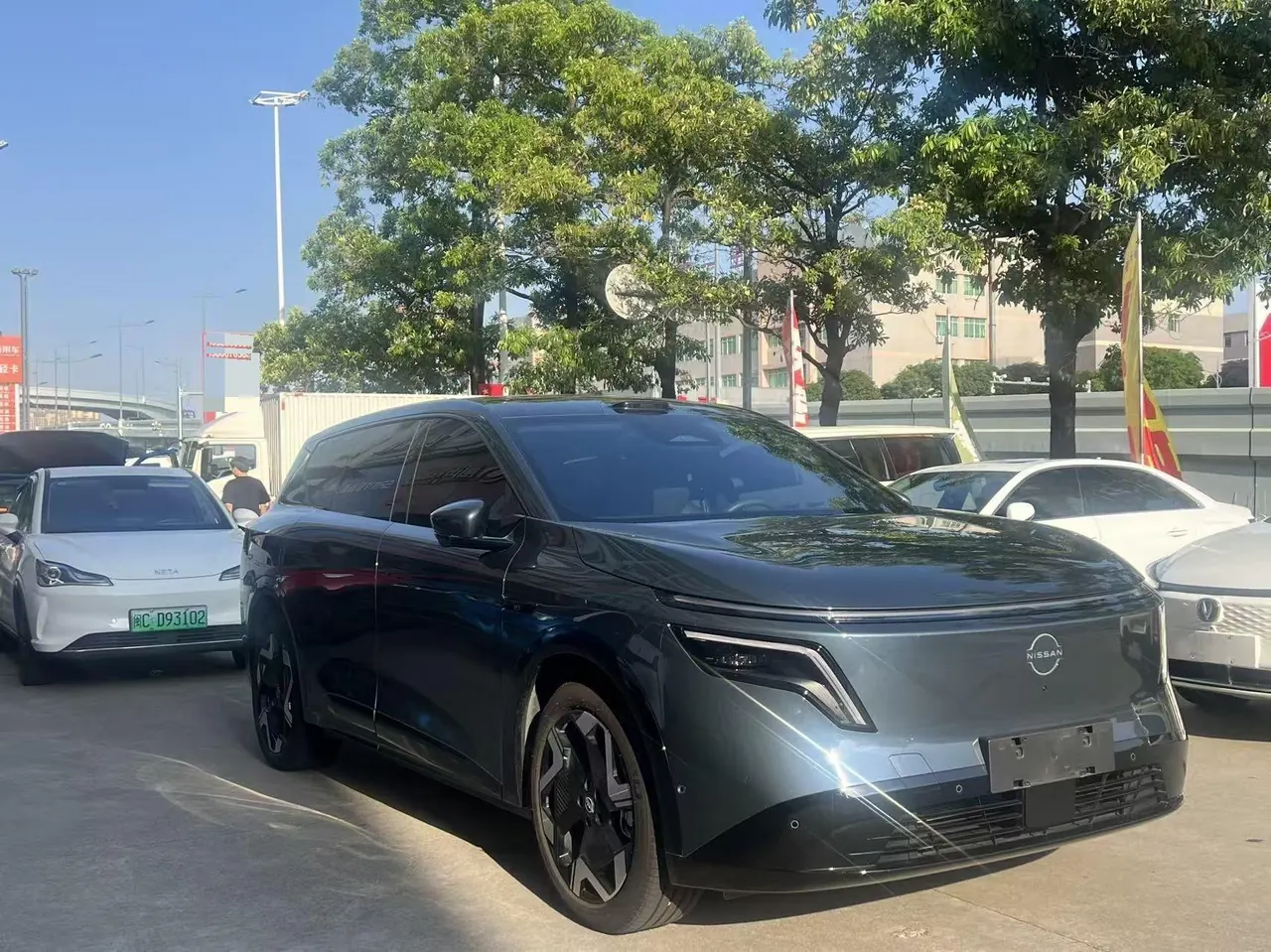 Nissan 2026 NX 8 650 Max Automatic 3