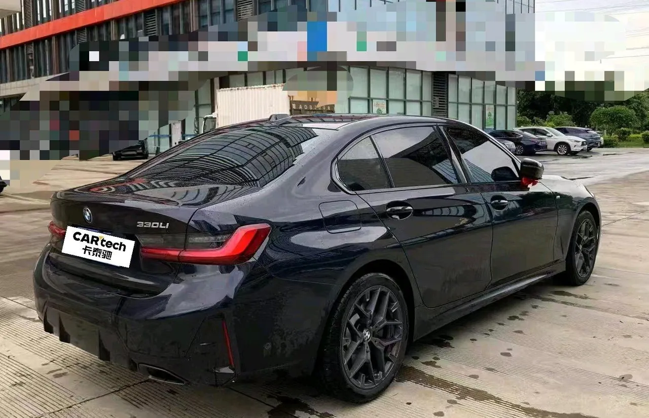 BMW 3 Series 2026 330Li 2.0T M Sports Obsidian Night Suit Automatic Gear 2