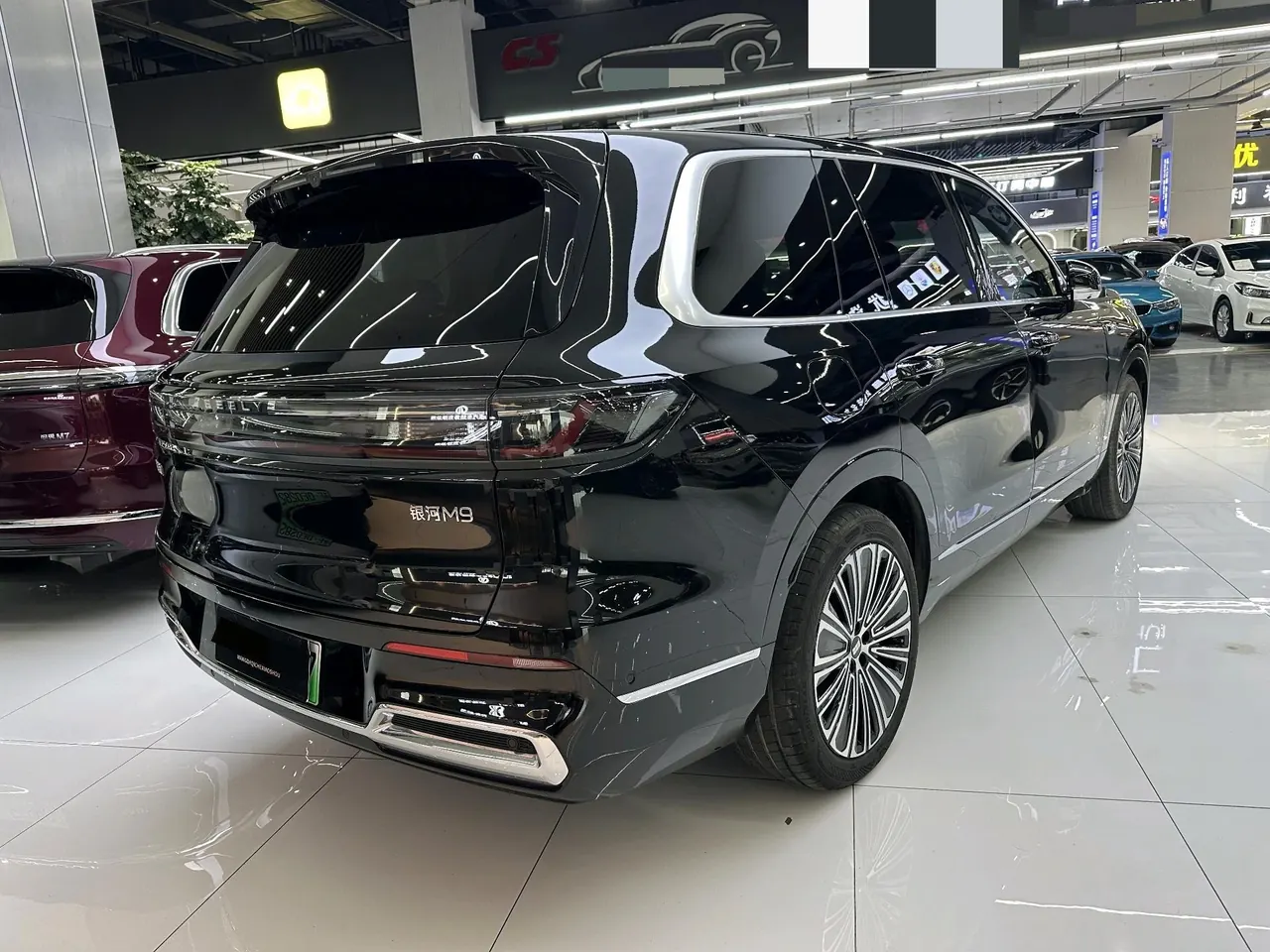 Geely Galaxy 2025 M9 1.5T 210km 4-wheel drive pilot version automatic gear 15