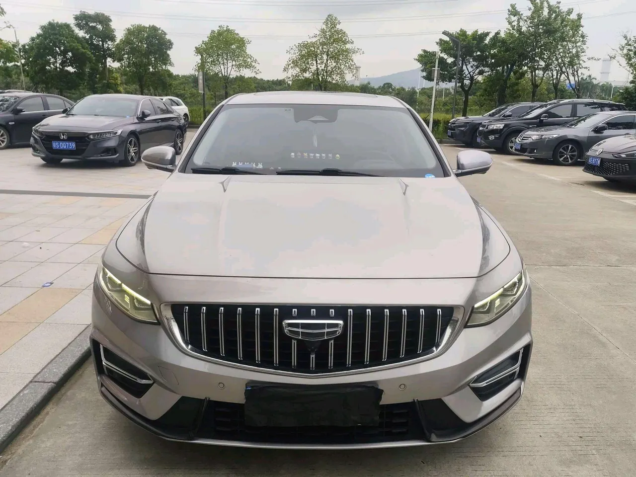 Geely 2023 Xingrui 2.0TD Honorable Automatic Transmission 2