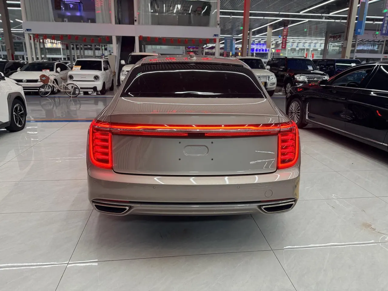 HongQi 2020 H9 48V 2.0T Zhilian Flag Edition Automatic Gear 8