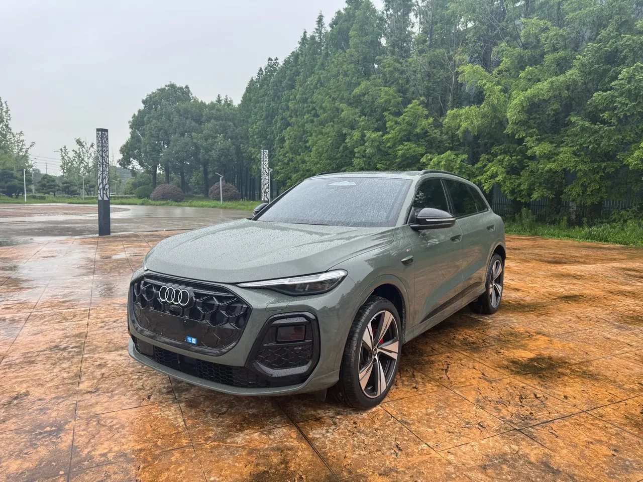 Audi 2026 Q5L 2.0T Smart Hybrid Premium Automatic Gear - View 1