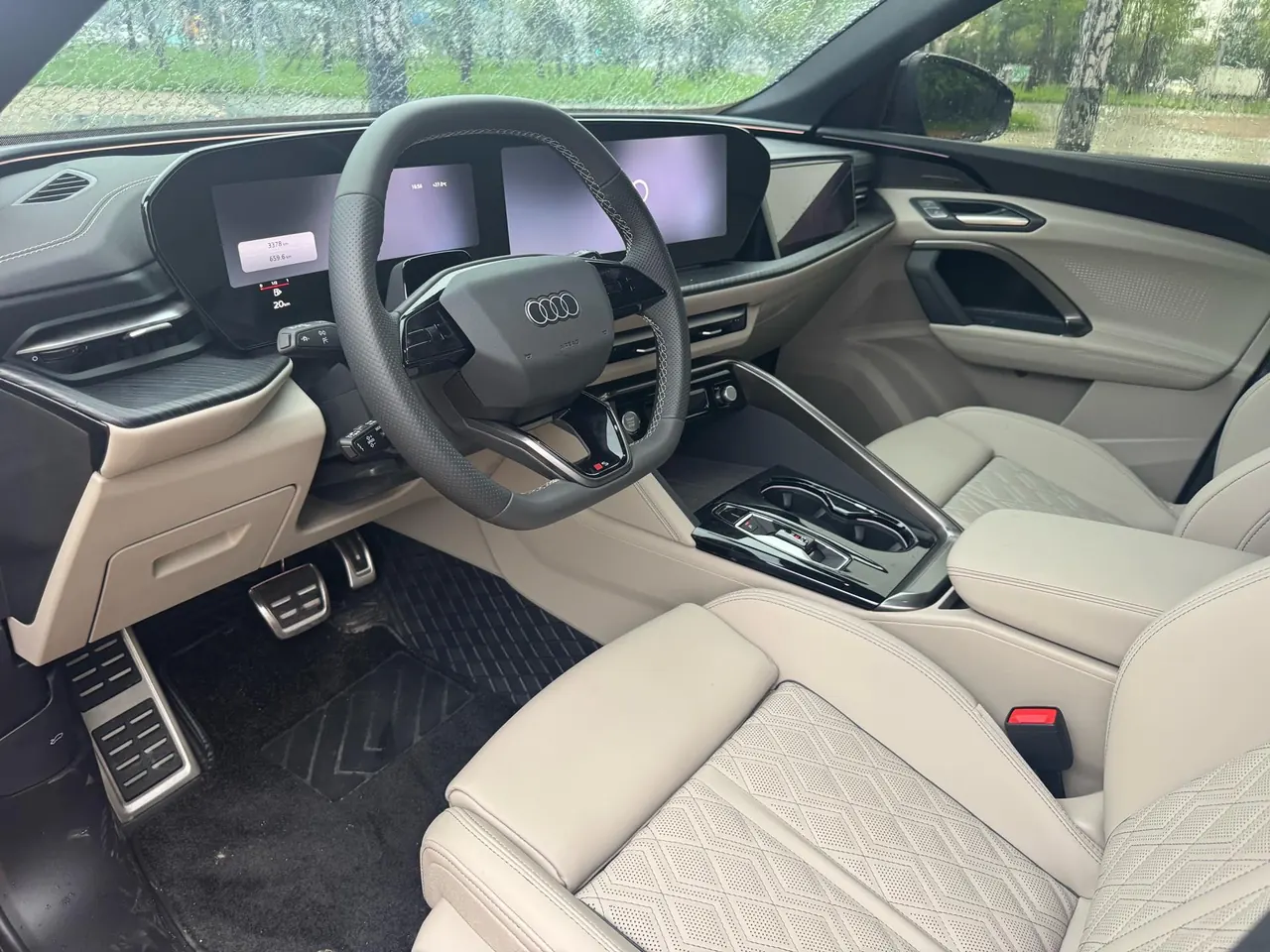 Audi 2026 Q5L 2.0T Smart Hybrid Premium Automatic Gear 4