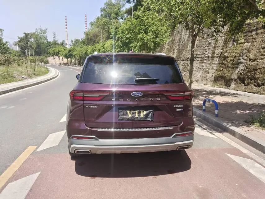 Ford 2021 Lingyu 2.0T EcoBoost 225 Lingling 6-seat automatic gear 8