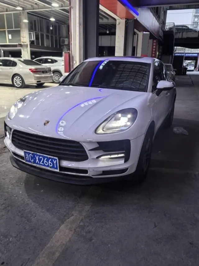 Porsche Macan (Imported) 2020 Macan 2.0T Automatic Gear 2
