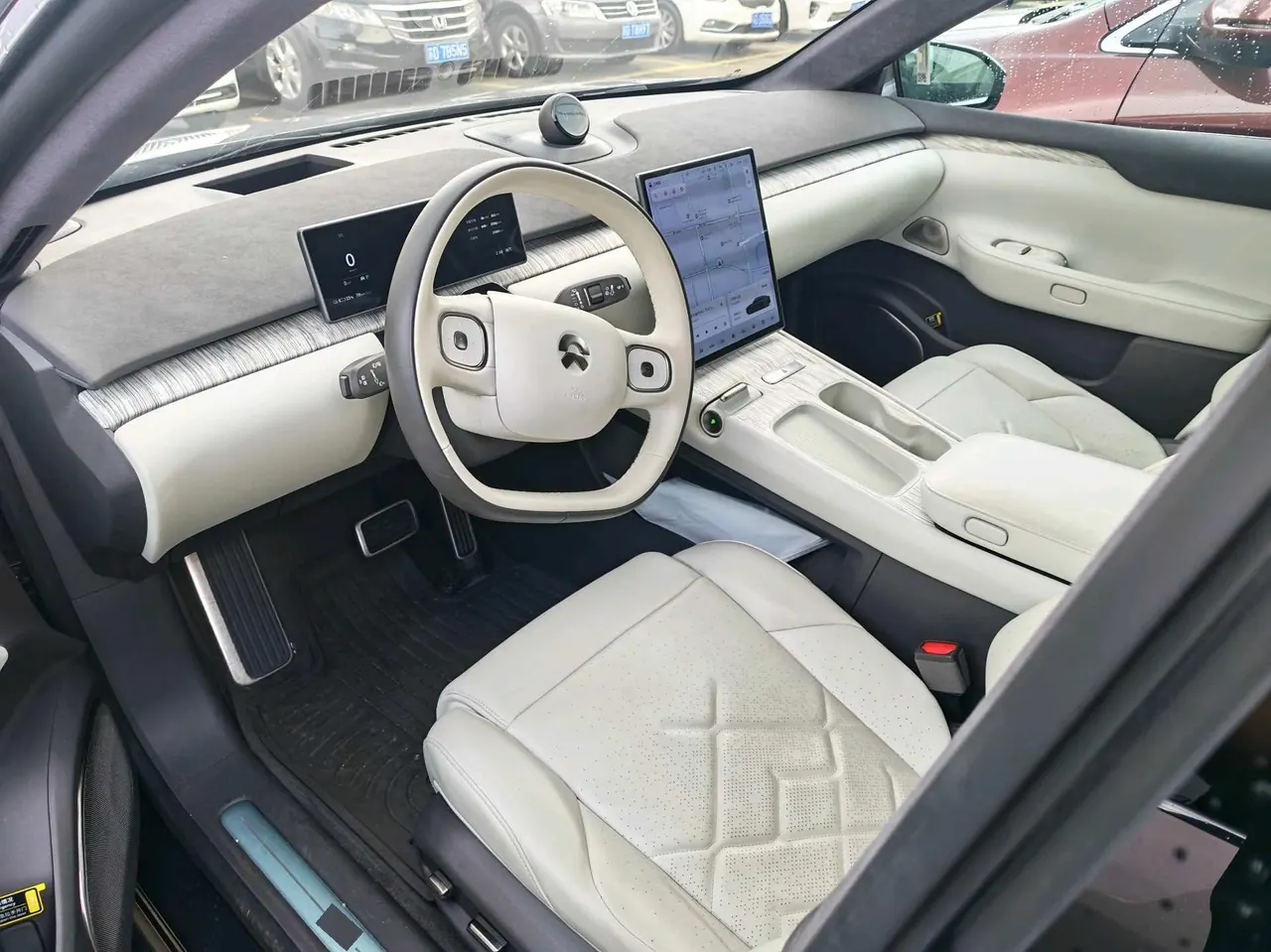 NIO 2021 ET 7 100kWh First Edition Automatic Gear 3