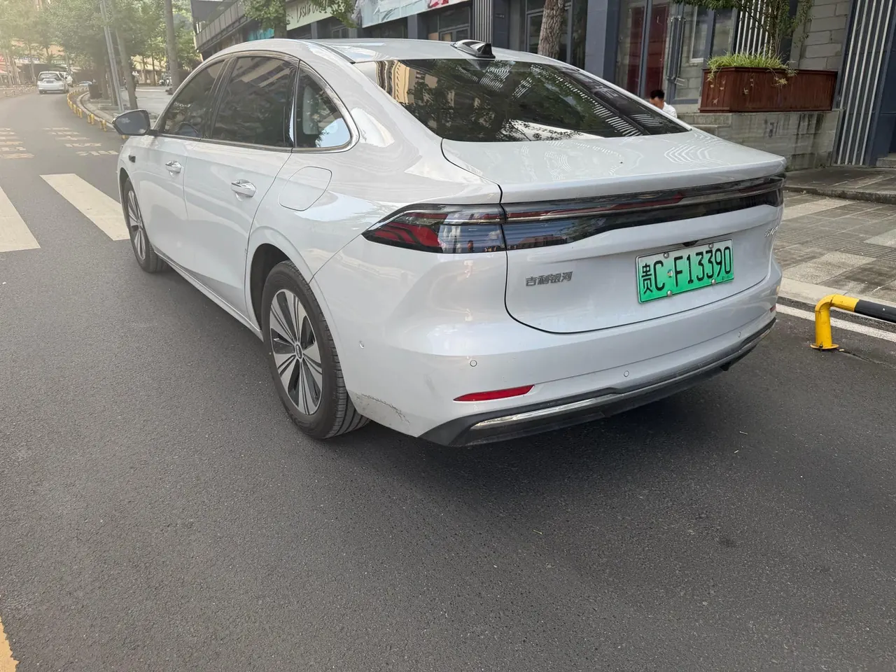 Geely Galaxy 2025 A7 EM-i 1.5 150km Starship Edition Automatic Gear 8