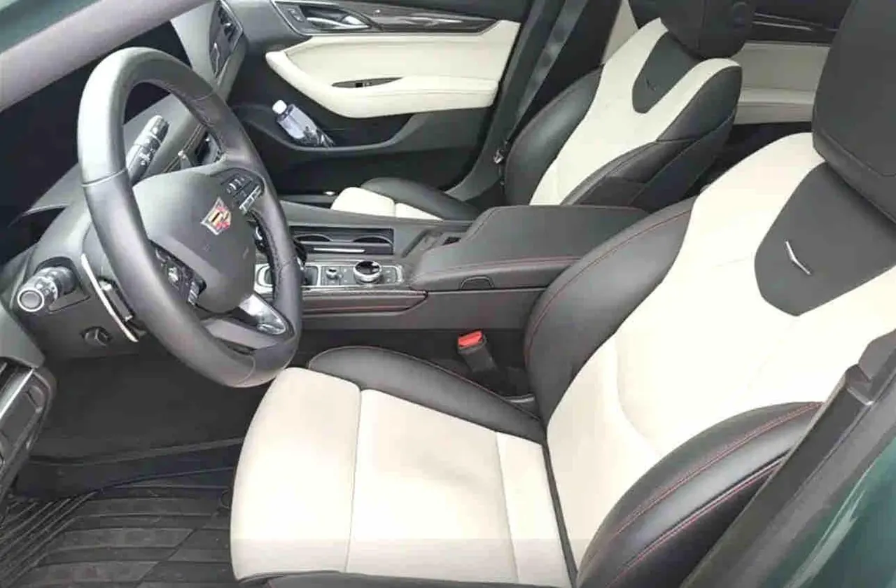 Cadillac 2025 CT5 2.0T 28T Track Performance Edition Peak Track Optional Package Automatic Gear 3