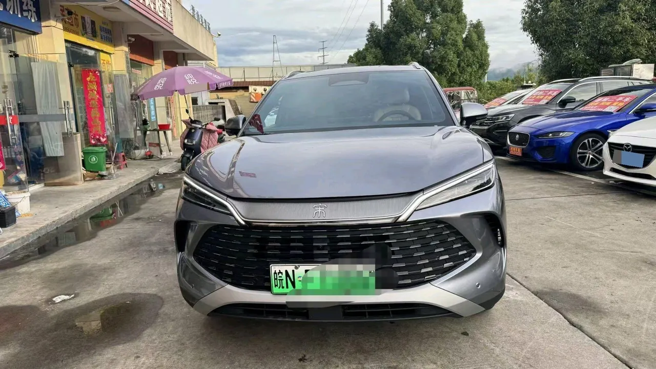 BYD 2026 Song L DM-i 1.5 Stepless 200KM Exceed Automatic Transmission 2
