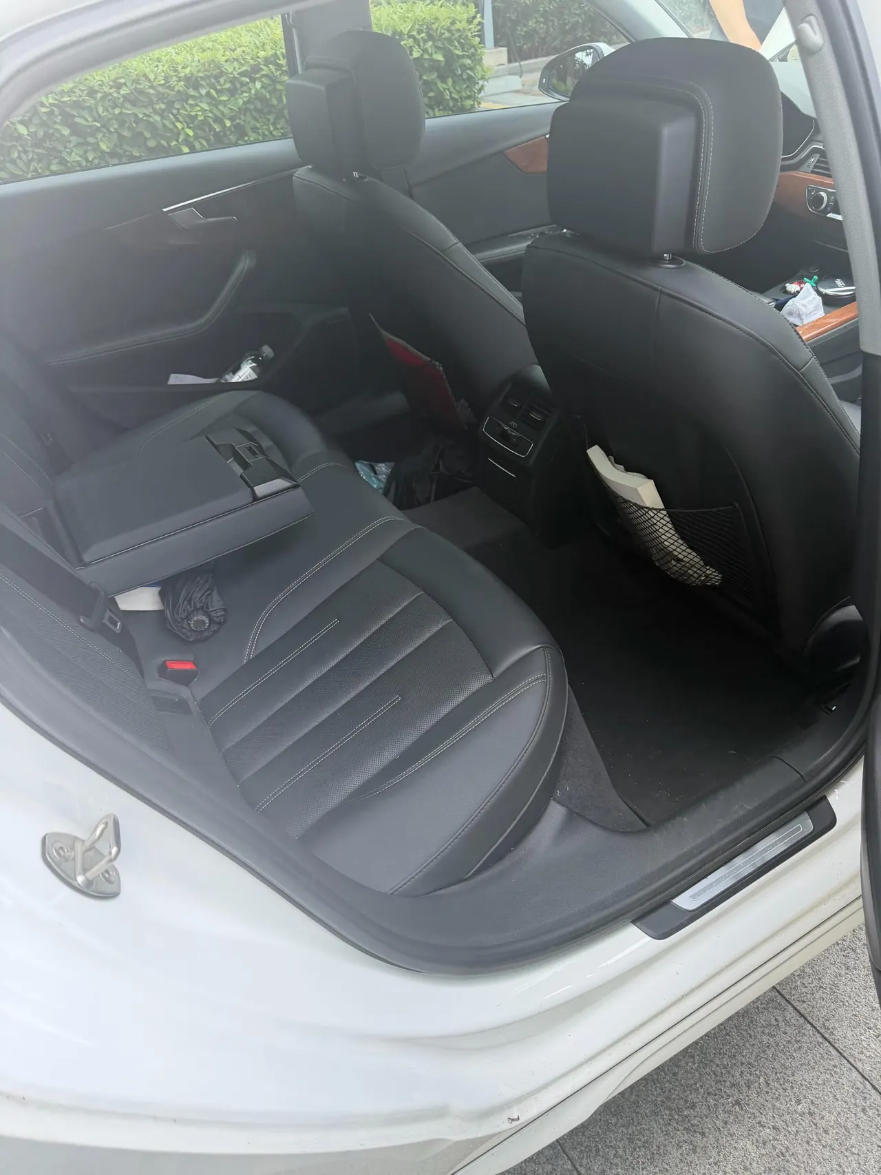 Audi 2020 A4L 2.0TFSI 40TFSI Quattro Deluxe Elegant Automatic 5