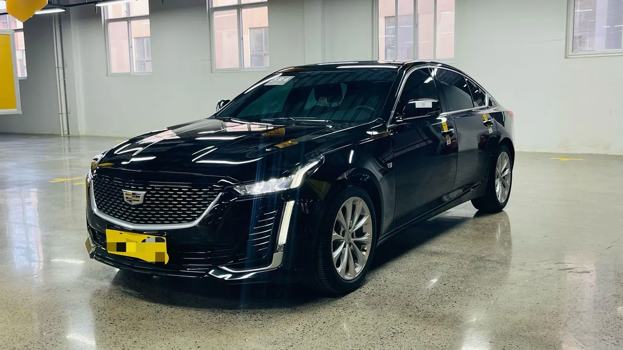 Cadillac 2022 CT5 2.0T 28T Luxury (Standard Edition) Automatic Gear - View 1