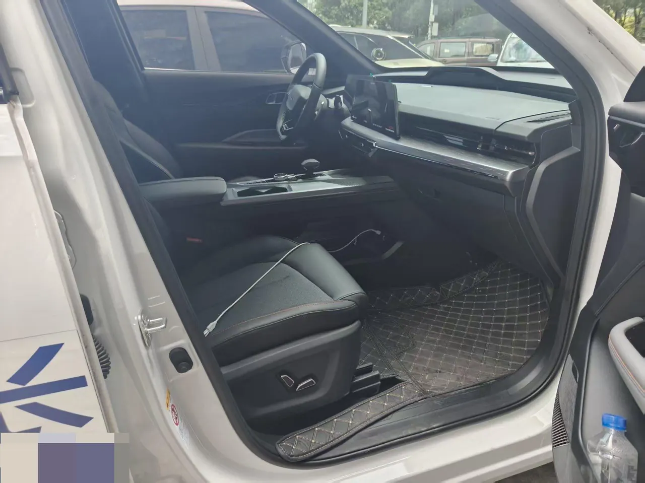 Auchan 2023 Z6 iDD 1.5T Three Clutch 150KM Flagship PLUS Smart Parking Edition Automatic 3