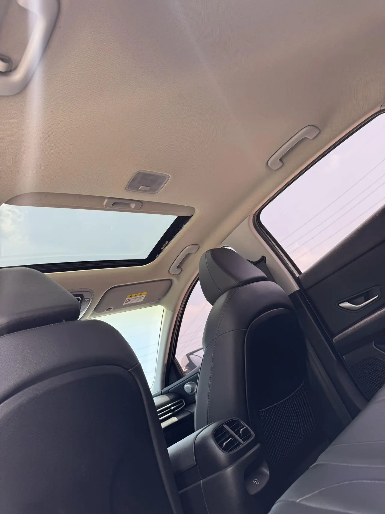 Hyundai 2023 Elantra -3-compartment 1.5 stepless LUX premium automatic gear 11