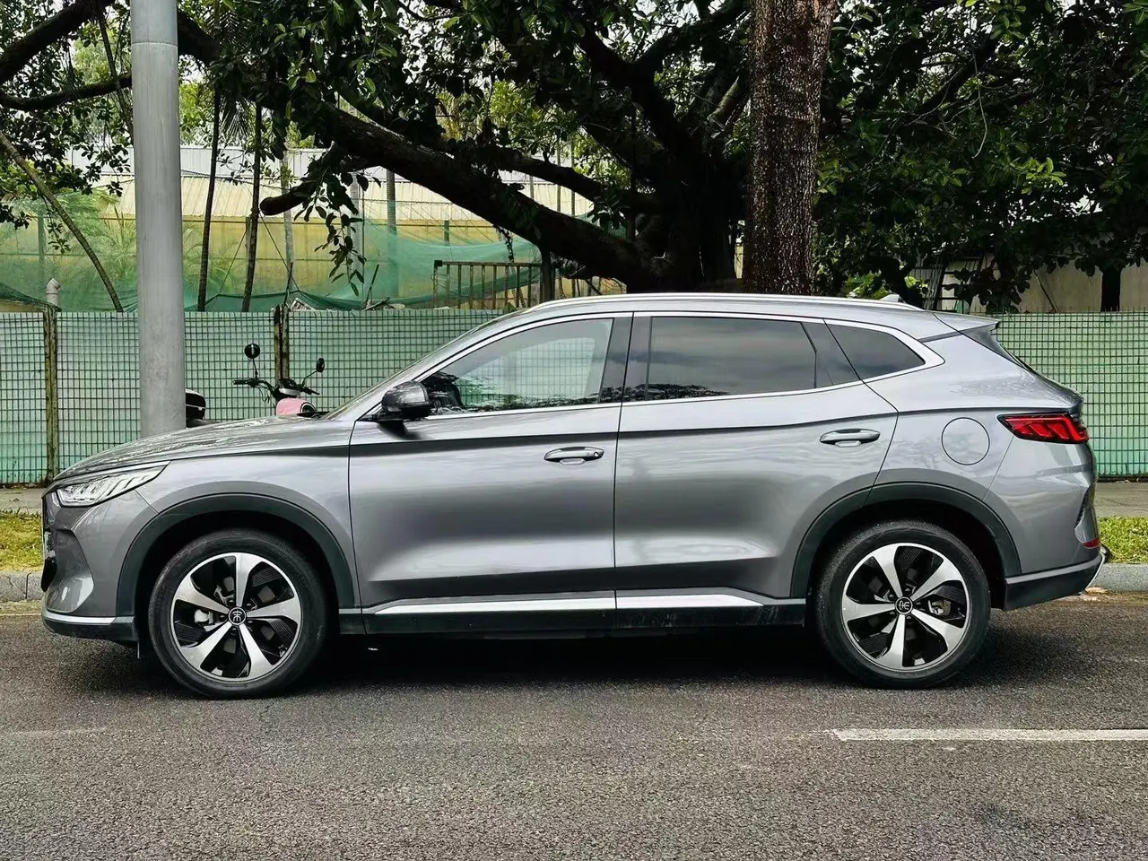 BYD Song PLUS New Energy 2021 Song PLUS DM-i 1.5 Stepless 110KM Flagship PLUS Automatic Gear 2