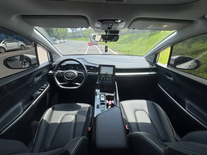 Hyundai 2021 Kusto 1.5TGDi 270TGDi LUX Premium Edition Automatic Gear 5