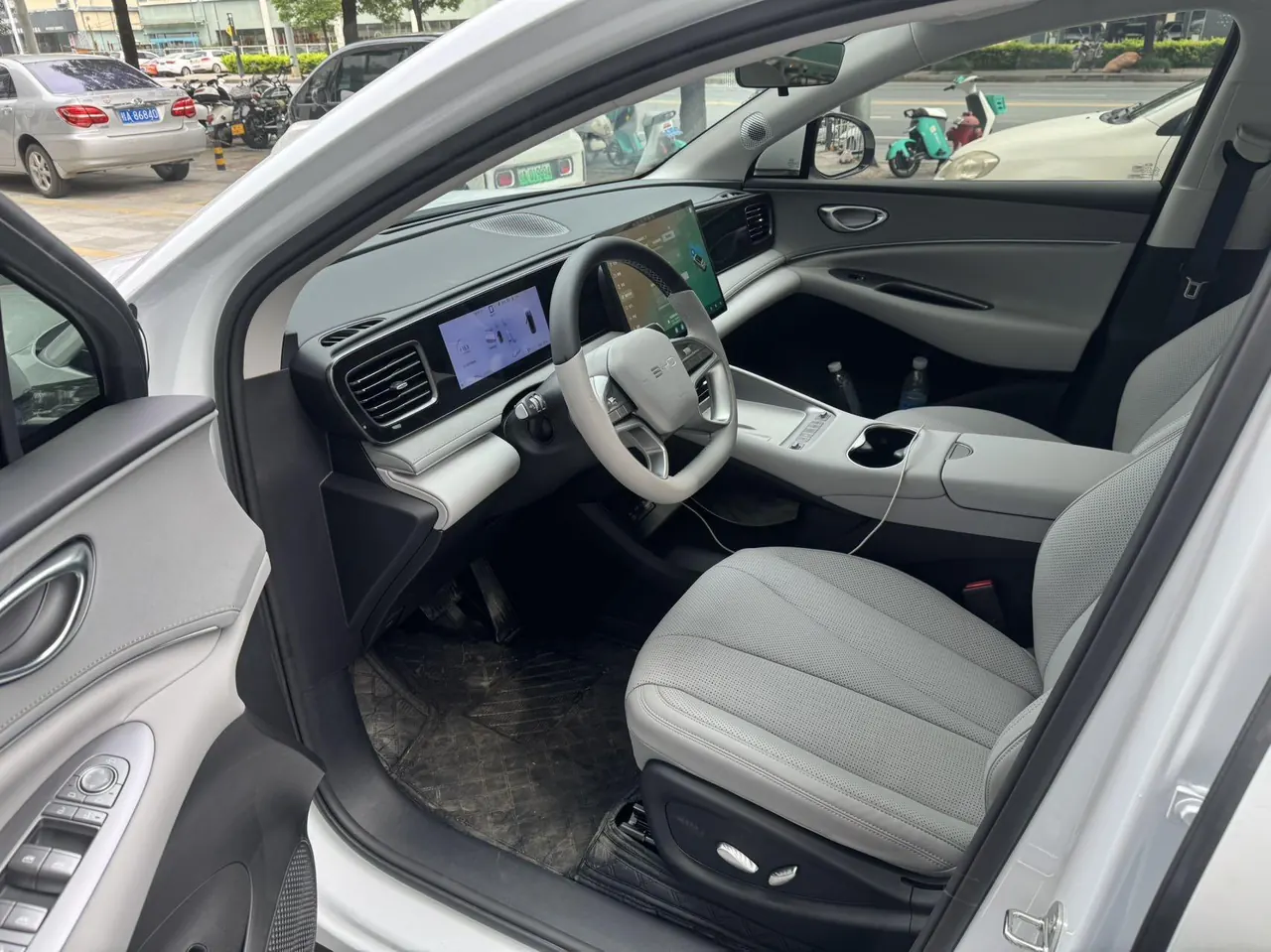 BYD 2026 Sea Lion 06 EV 710 Sailing Edition Automatic Gear 3
