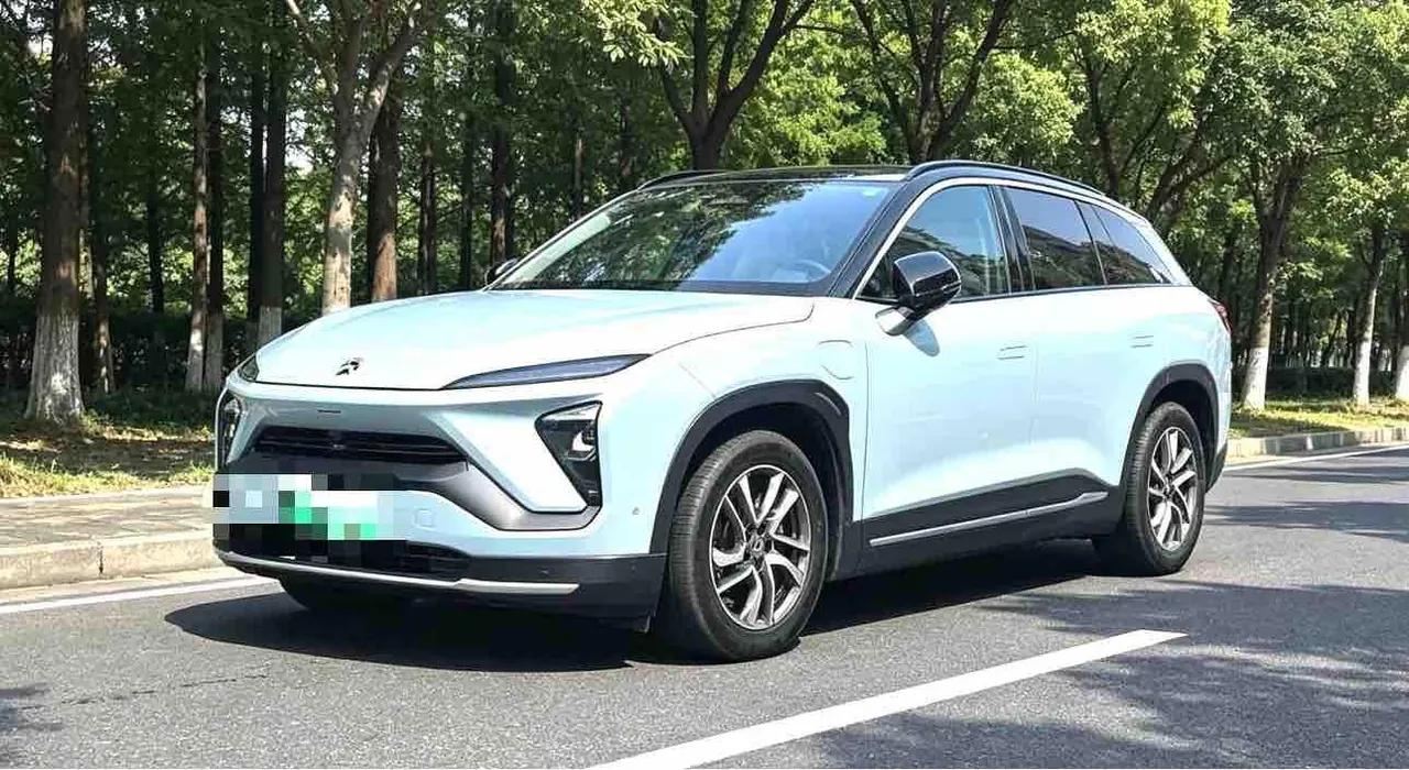 Открыть галерею: NIO 2022 ES6 75kWh Performance Edition Automatic Gear