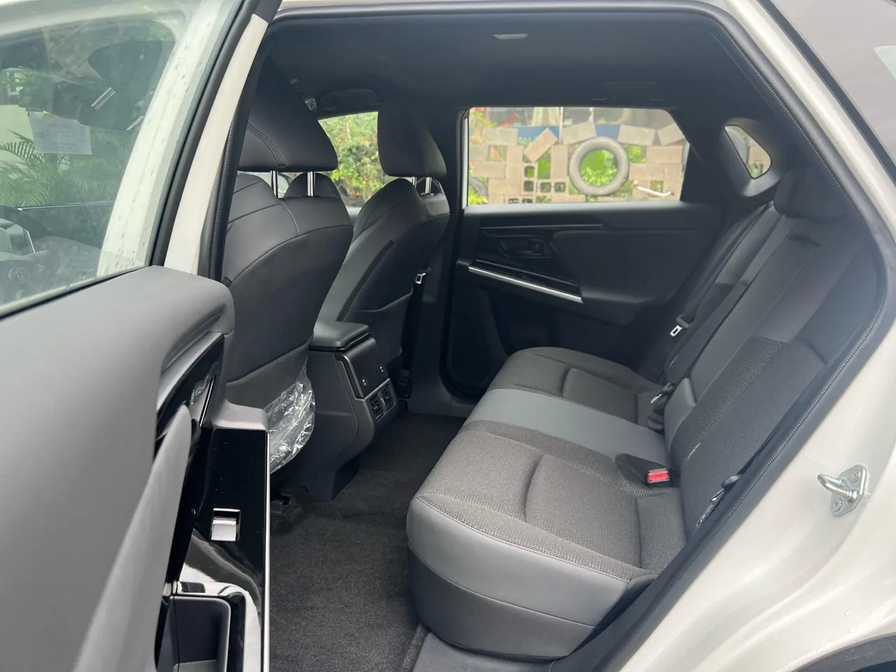 Toyota 2025 Platinum Intelligence 4X 615 Air Edition Automatic Gear 4