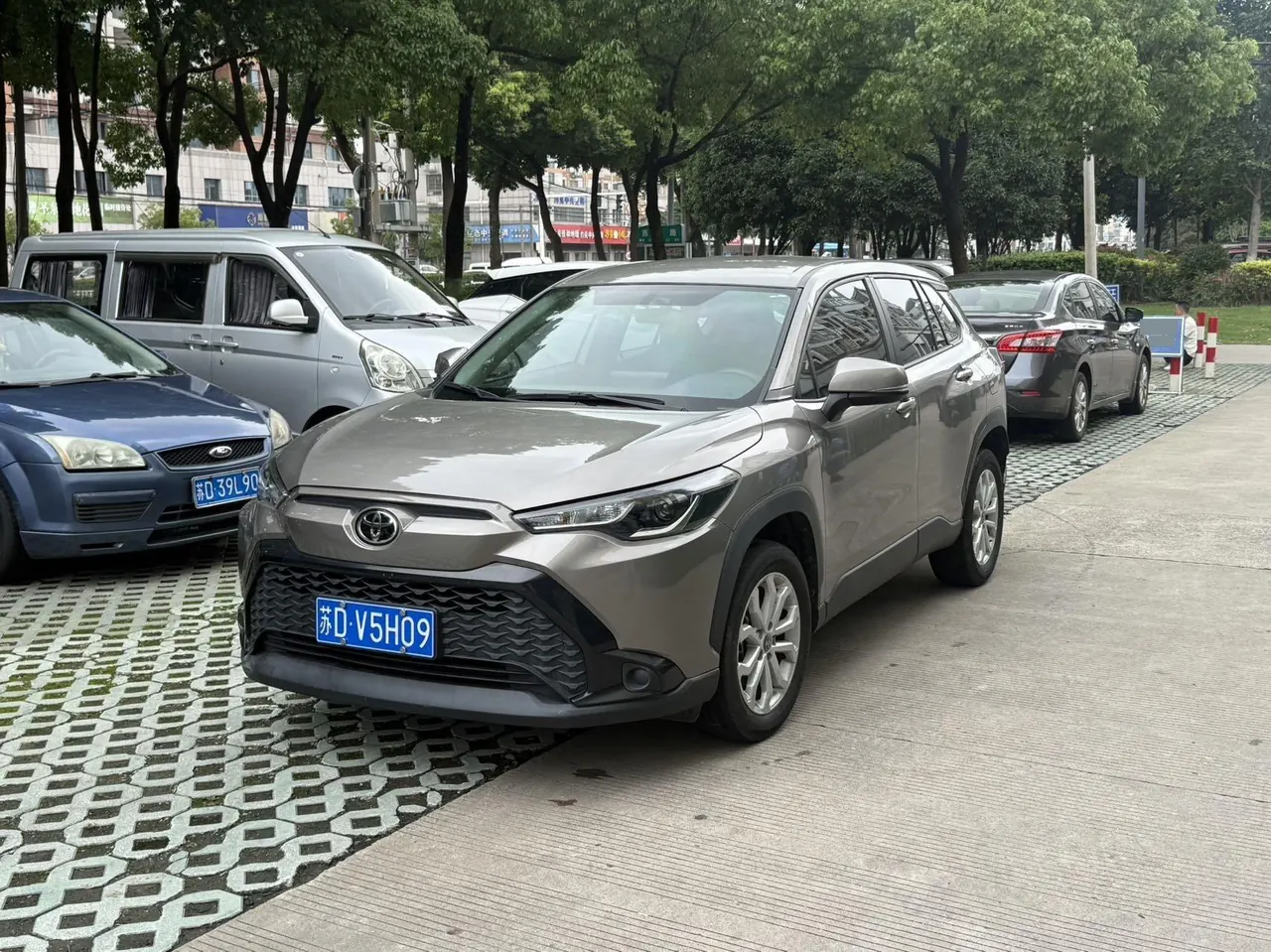 Toyota 2022 Front Landa 2.0 Stepless Elite Edition Automatic Gear - View 1