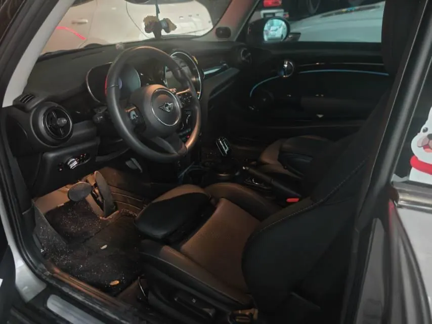 MINI Mini (imported) 2023 Mini Cooper 1.5T purple night escape special edition automatic gear 4