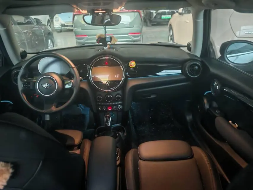 MINI Mini (imported) 2023 Mini Cooper 1.5T purple night escape special edition automatic gear 6