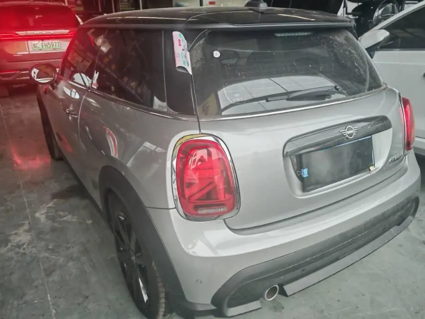 MINI Mini (imported) 2023 Mini Cooper 1.5T purple night escape special edition automatic gear 7
