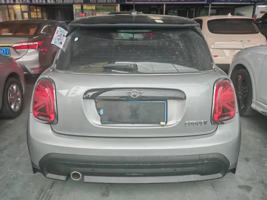MINI Mini (imported) 2023 Mini Cooper 1.5T purple night escape special edition automatic gear 8