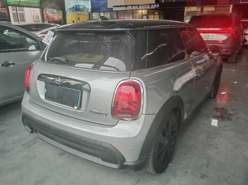 MINI Mini (imported) 2023 Mini Cooper 1.5T purple night escape special edition automatic gear 9