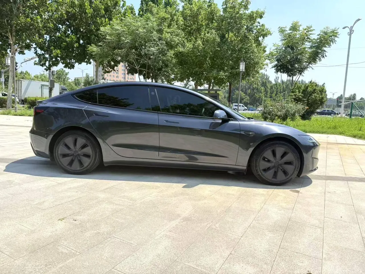 Tesla 2023 Model 3 Rejuvenation Edition Rear Wheel Drive Automatic Transmission 5