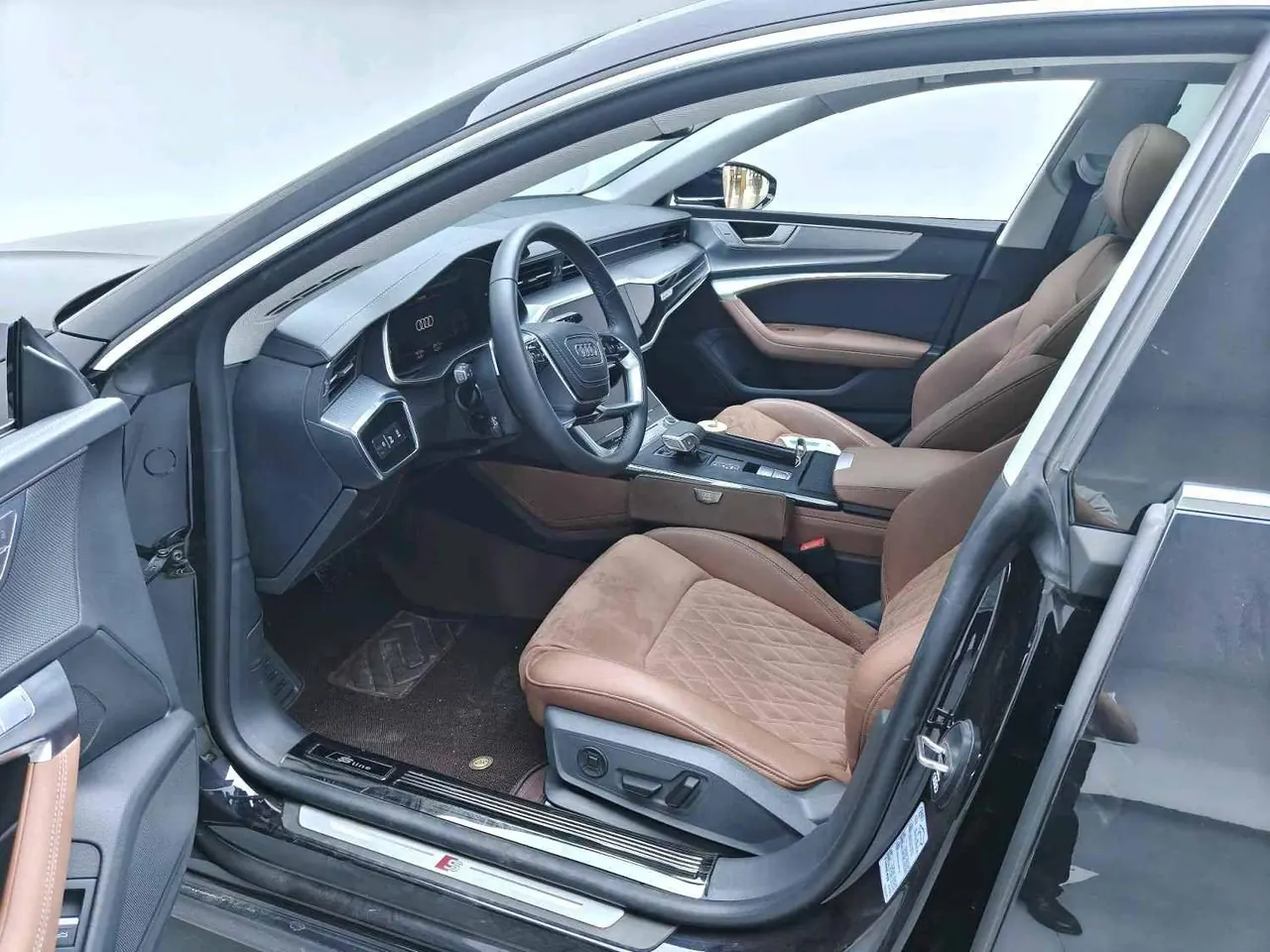 Audi 2024 A7L 2.0TFSI 45TFSI Quattro Luxury Automatic 10