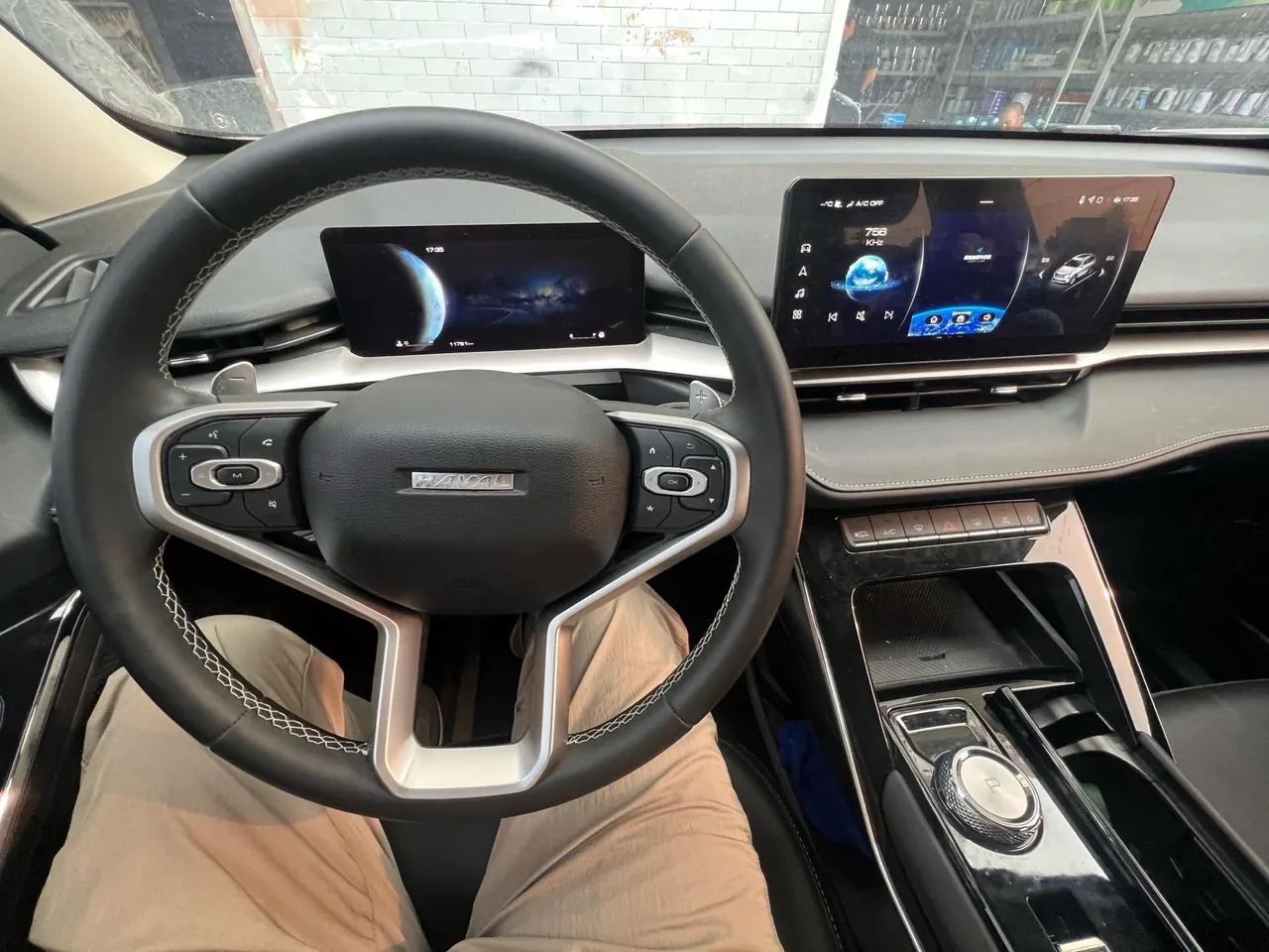 Haval 2024 H6 1.5T Two-Drive Pro Auto 3